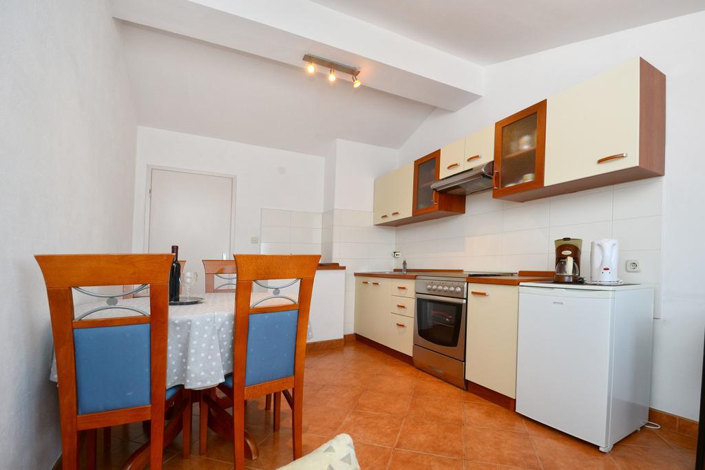 Apartment Lili Porec Exterior photo