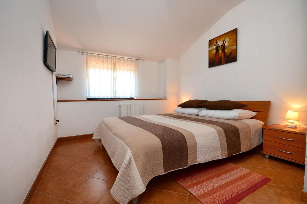 Apartment Lili Porec Exterior photo