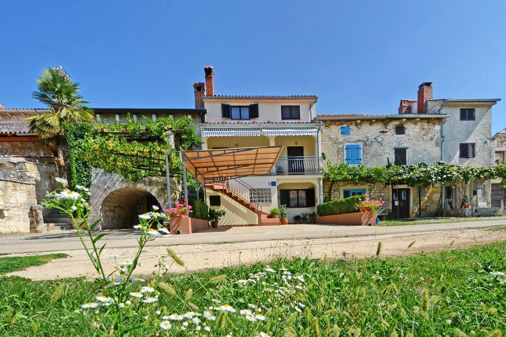 Apartment Lili Porec Exterior photo