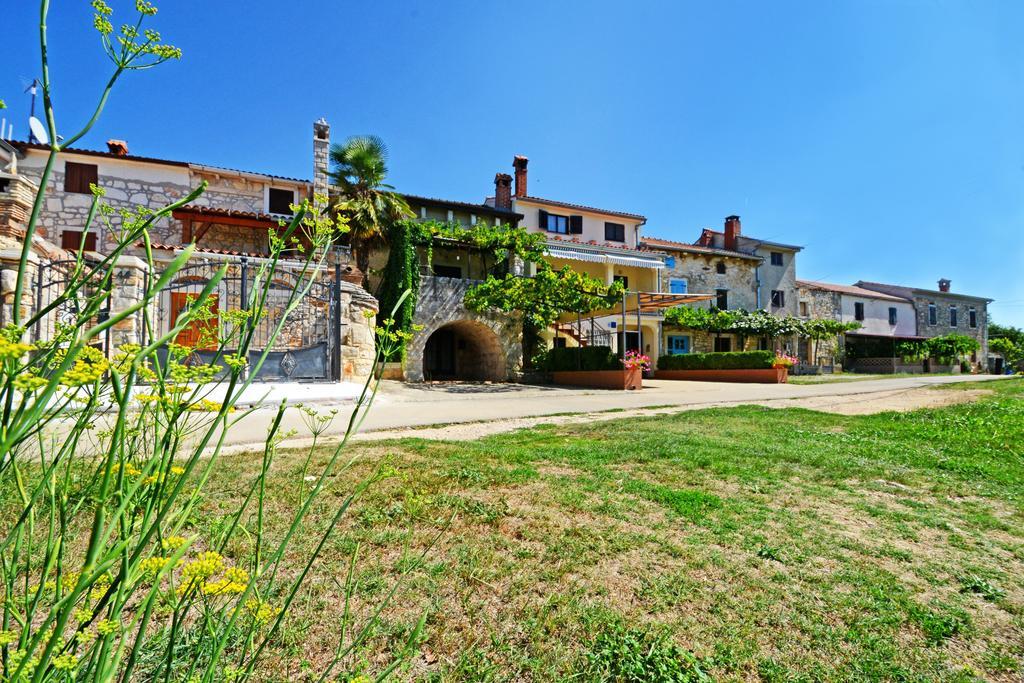 Apartment Lili Porec Exterior photo